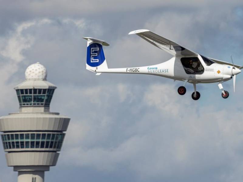 Linia lotnicza KLM testuje loty na prąd